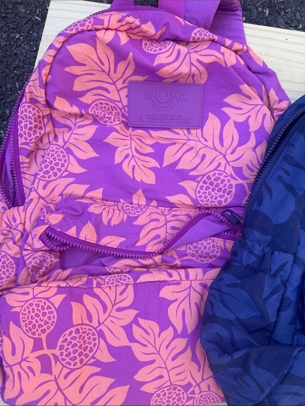 Aloha backpacks - Picture 3 of 3